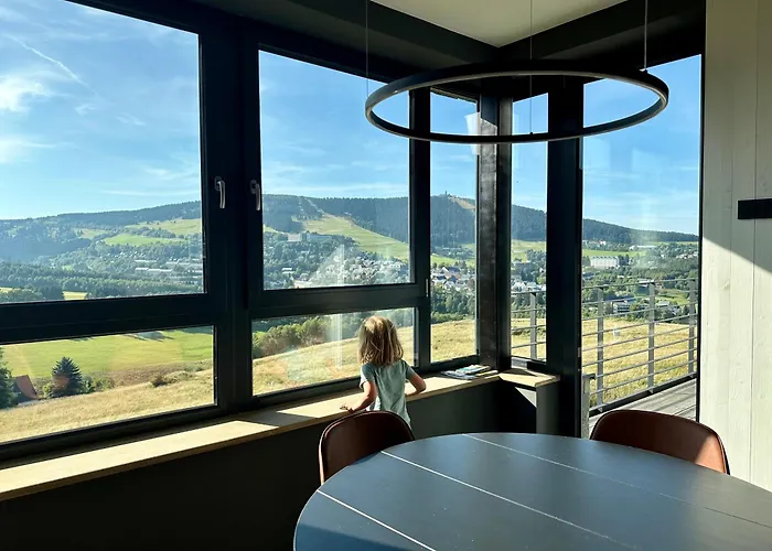 Boutique Heidi With Mountain View Apartment